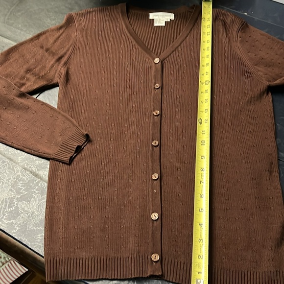 Cosmopolitan New York 2 Piece Twin Cardigan Sweater Set Size S Brown - Picture 7 of 10